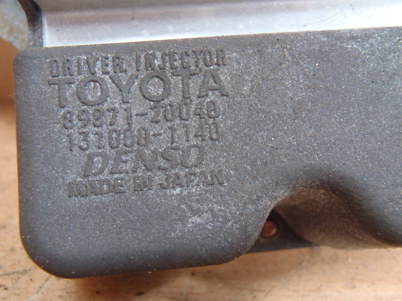 Driver injector 89871-20040