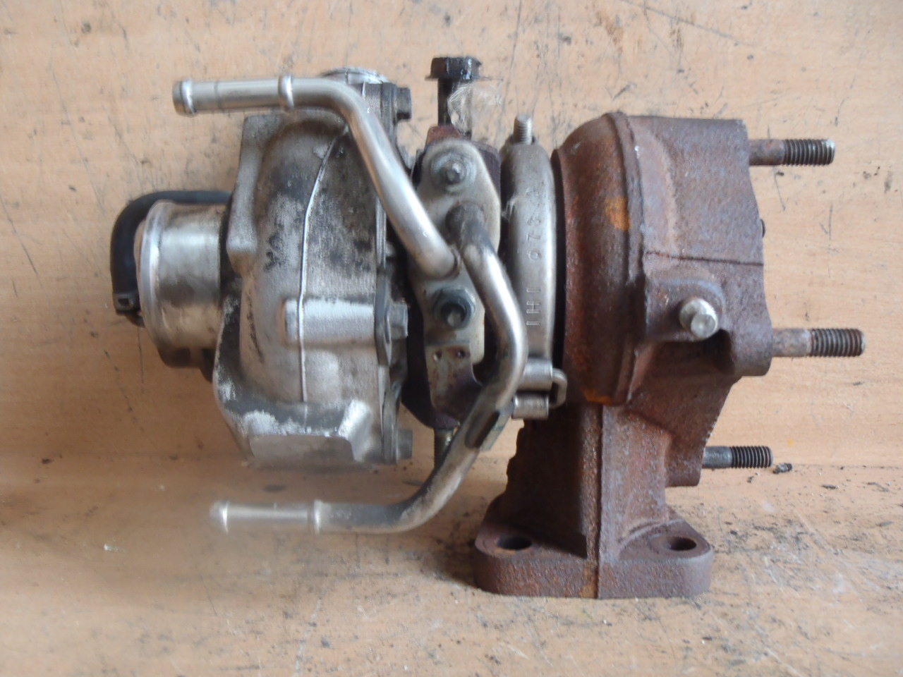Turbo 2.0 D4D 17201-27010