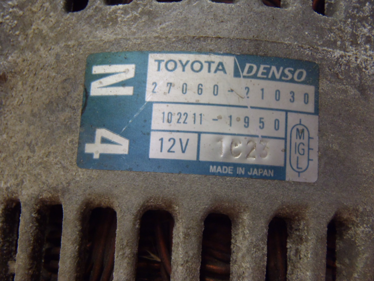 Alternátor 1.5 VVT-i Sport