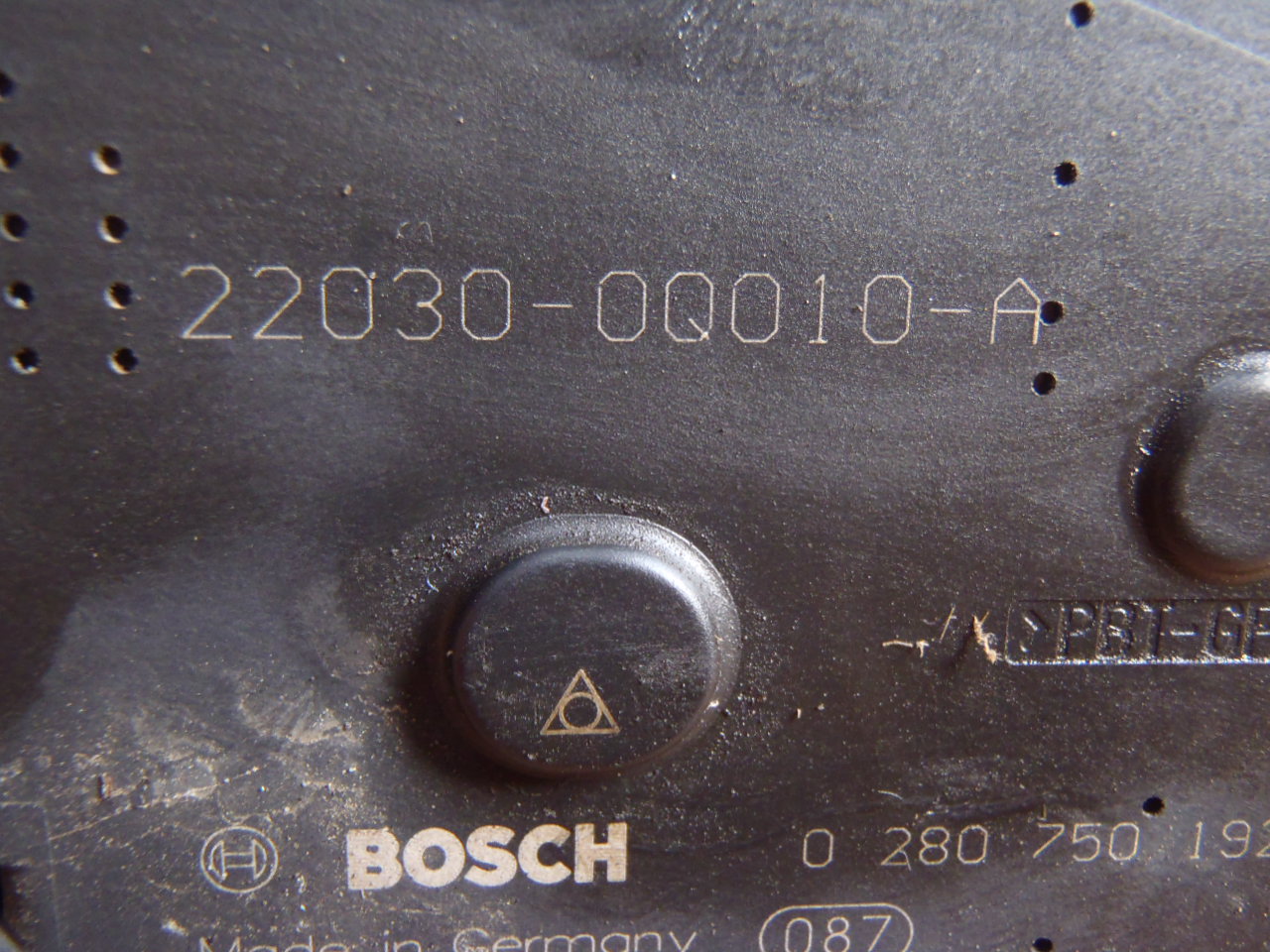 Klapka sání 22030-0Q010