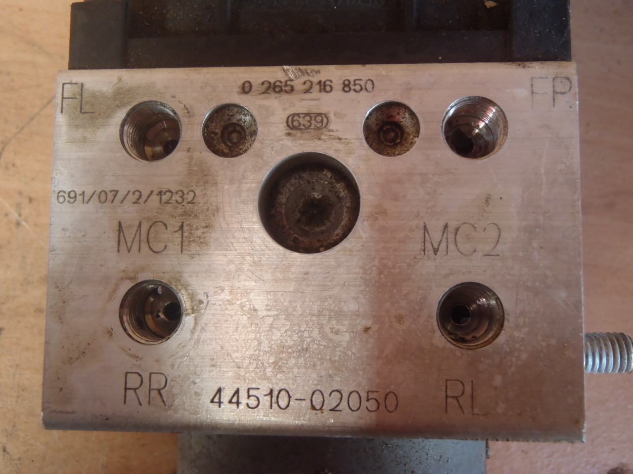 Kostka ABS 44510-02050
