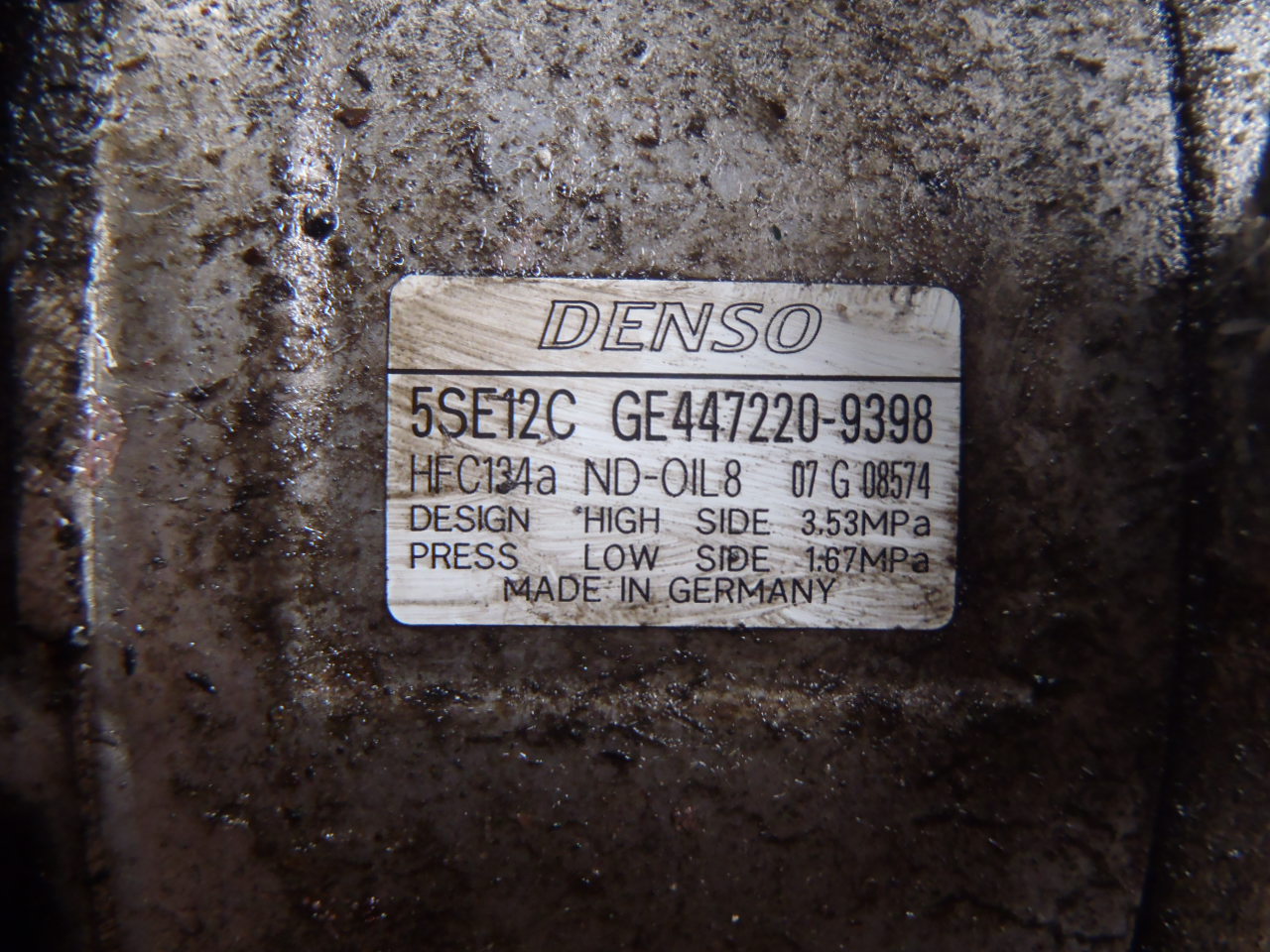 Klimakompresor 2.2 D4D