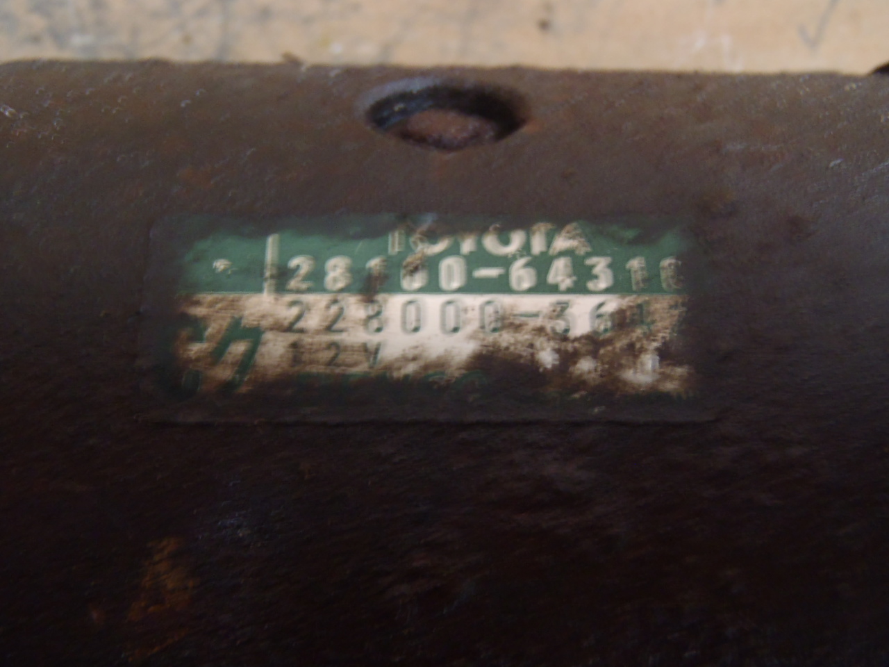 Startér 28100-64310