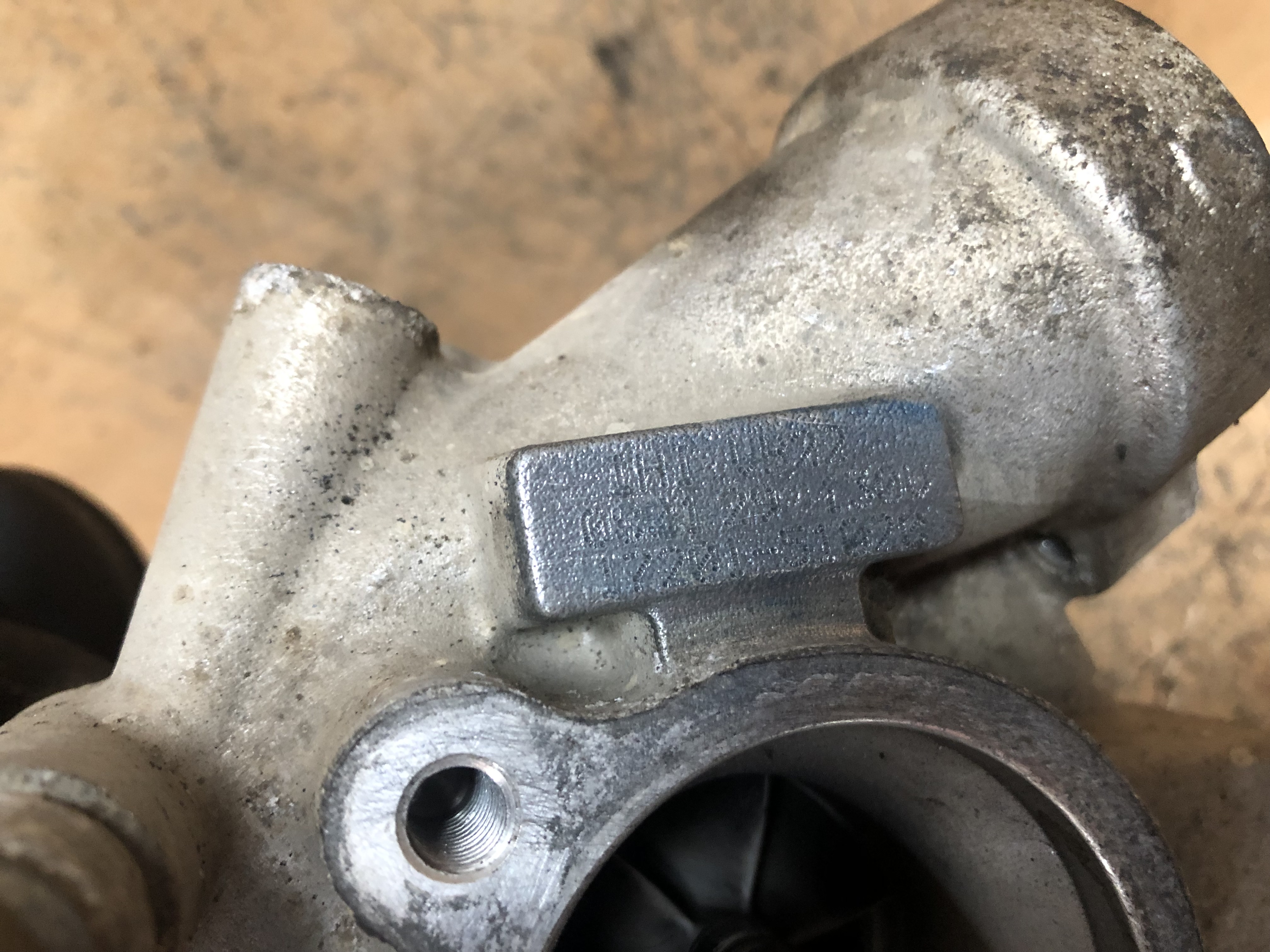 Turbo 4.5 D4D 17208-51020