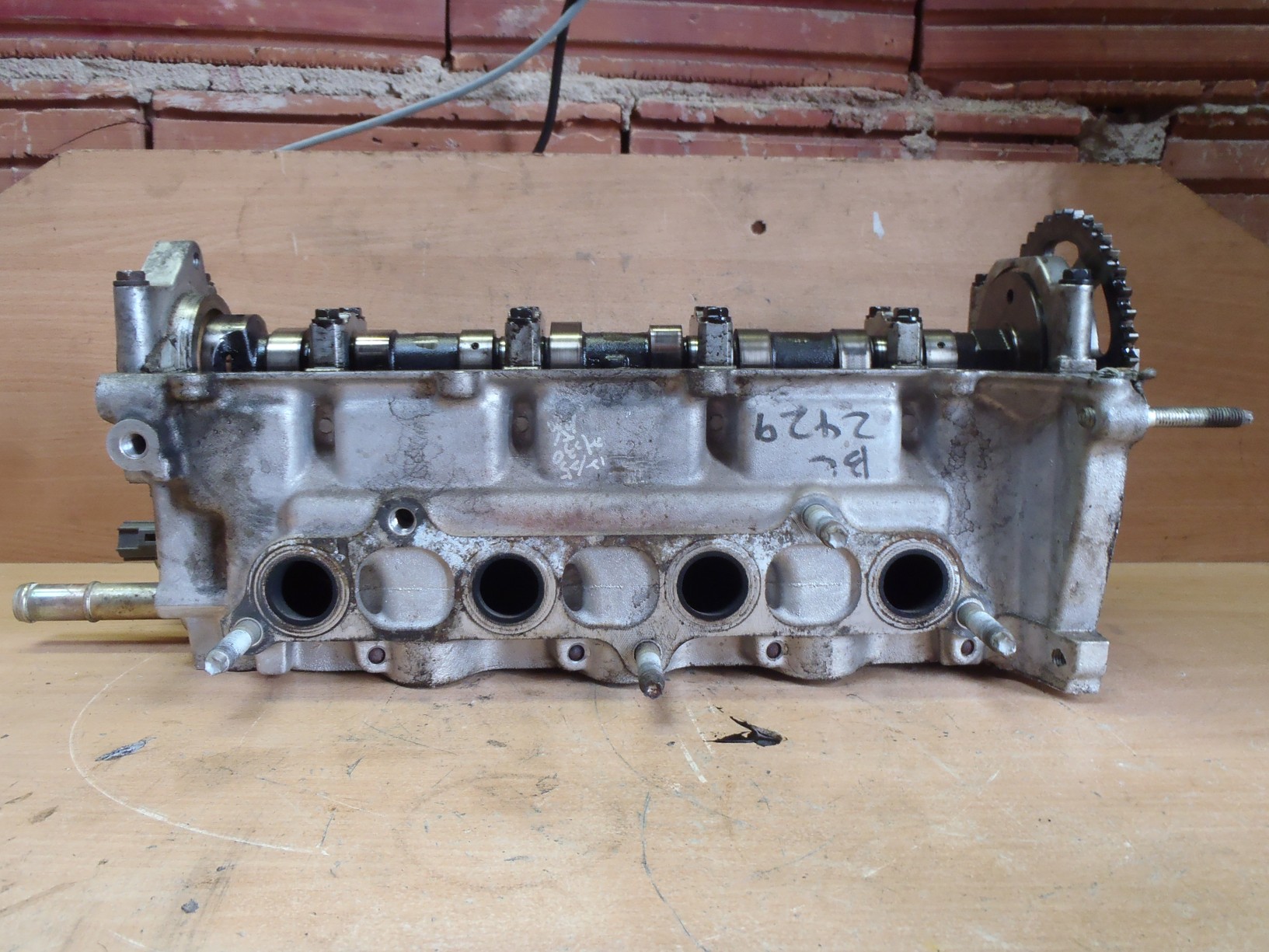 Hlava motoru 1.4 D4D