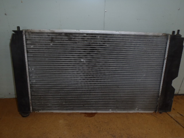 Chladič Corolla 1.4 D4D