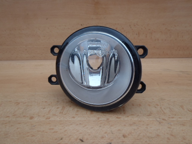 Přední mlhovka Previa  P. 2000->