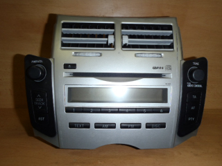 Originální CD Rádio Toyota Yaris 2006-2009