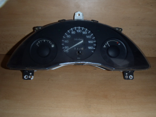 Přístrojová deska Toyota Starlet P21